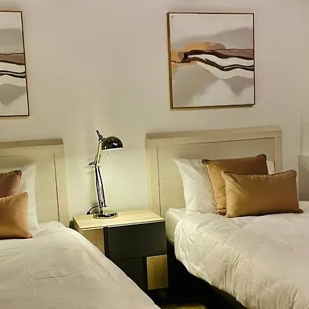 Classical Corner Town House In Historical Centre Tatil Evi
